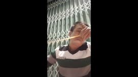 Vietnamese man makes balloon toy he inflated with nose