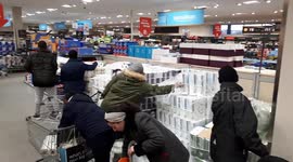 Londoners panic buy toilet roll amid coronavirus outbreak