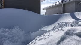 Metre-high snow drifts in Quebec