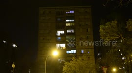 Coronavirus: Touching moment Spanish take to balconies to applaud health workers