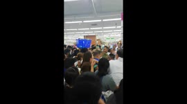 Coronavirus: Chaos at supermarket in Manila as locals panic buy hand sanitizer