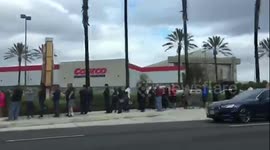 Hundreds line up outside supermarket in California amid coronavirus outbreak