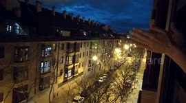 Madrid takes to their balconies to applaud health care workers