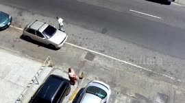 Calles permanecen solitarias tras decreto de cuarentena en Caracas