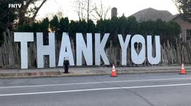 Artist thanks hospital workers in New York during coronavirus pandemic