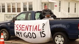 Pastor preaches from pickup truck to congregants in parking lot during 'drive-up' service amid corona virus outbreak
