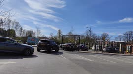 People rush for their last Big Mac as Mcdonalds announces closure due to coronavirus