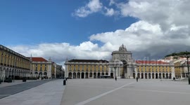 Praça do Comércio in Lisbon empty