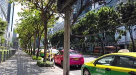 Dozens of taxi drivers wait for hours in queue amid Covid-19 tourism lockdown