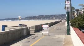 San Diego beaches deserted as COVID-19 lockdown continues