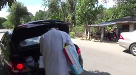 Kind neighbours donate food and health supplies to one-year-old girl in Covid-19 quarantine
