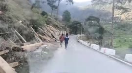 Cops subject lockdown violators to 'Murga punishment', spank them with batons in northern India