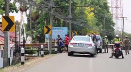 Thai police hunt for escaped prisoners after COVID-19 riots