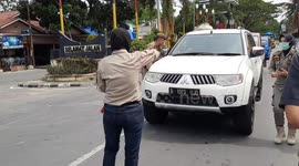 City of Padang in Indonesia closed to private vehicles amid COVID-19