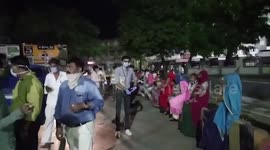 Coronavirus lockdown: Daily wage labourers are stranded without food or accommodation, local administration trying to ferry them home in western Indian