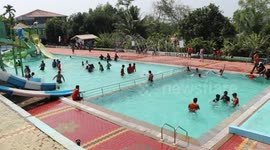 Swimming pool timelapse video