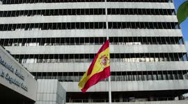 Madrid has kept for one week a minute of silence at noon for all those killed by the coronavirus in Spain