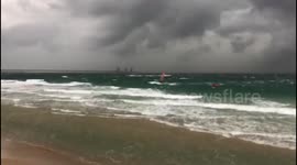 The wind got real crazy kitesurf experience, people flew in the air without planning too
