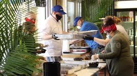 New Jersey cafe is making and handing out meals for free during coronavirus outbreak