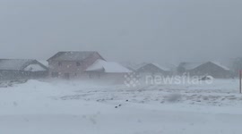 Easter snowstorm hits South Dakota, depositing two inches of snow an hour