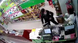 Chinese woman attacks pharmacy staff after being refused medicine without registration