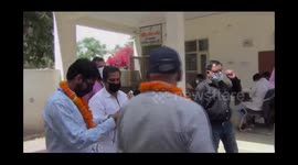MEDIA ,DOCTOR AND POLICE GARLANDING