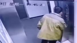 Chinese man spits on elevator buttons during coronavirus pandemic