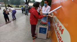 'Rice ATMs' provides free food for unemployed in Vietnam during COVID-19 pandemic