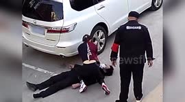 Kind-hearted Chinese doctor saves security guard's life after he collapses on ground