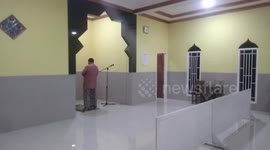 Only imams pray in a mosque because of a coronavirus
