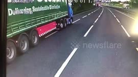 Near miss lorry crash