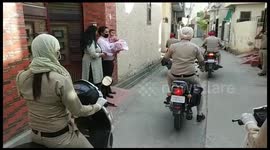 Touching moment Indian police give girl surprise birthday cake during lockdown
