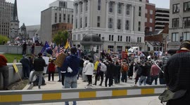 Extended look at Harrisburg protestors demanding Pennsylvania reopen amid COVID-19 lockdown