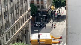 Man attempts to jump from downtown Los Angeles building as police intercede