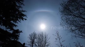Timelapse of complex sun halo display over Northern Ireland
