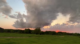 Huge supercell in Paris, Texas