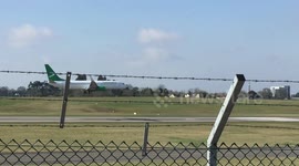 Turkmenistan Boeing 737-800 Landing at Birmingham Airport, March 6th 2020