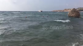 Enounter Waves In Sharks Bay Red Sea