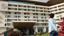 Singer performs for Georgians quarantined in Tbilisi hotel