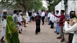 Amazing Covid-19 Victim who was suffering from HIV discharge from Hospital in Western India.