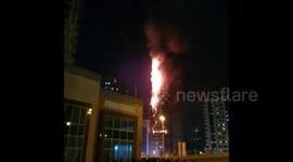Massive fire lights up skyscraper in UAE