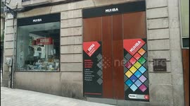 As lockdown eases in Spain, some bookshops reopen their doors