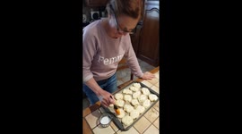 Keeping oneself busy during the pandemic: Baking milk rolls for the first time