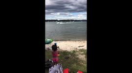 New Zealand dad has an epic fail while trying to beach land on waterskis