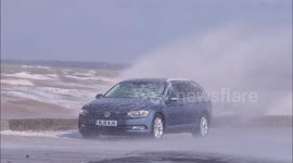 UK Weather: Gale force winds batter motorists in Leysdown, Kent