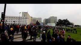 Crowds in France flout social distancing to show support for health workers