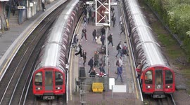 Tube station busy as Londoners head back to work after UK COVID-19 lockdown eased