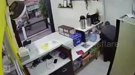 CCTV captures man stealing phone at food shop in Indonesia