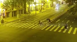 Chinese man arrested after pushing down central reservation to relieve his feeling