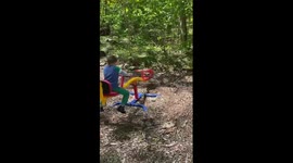 Lonely 5 year old finds friend in quarantine